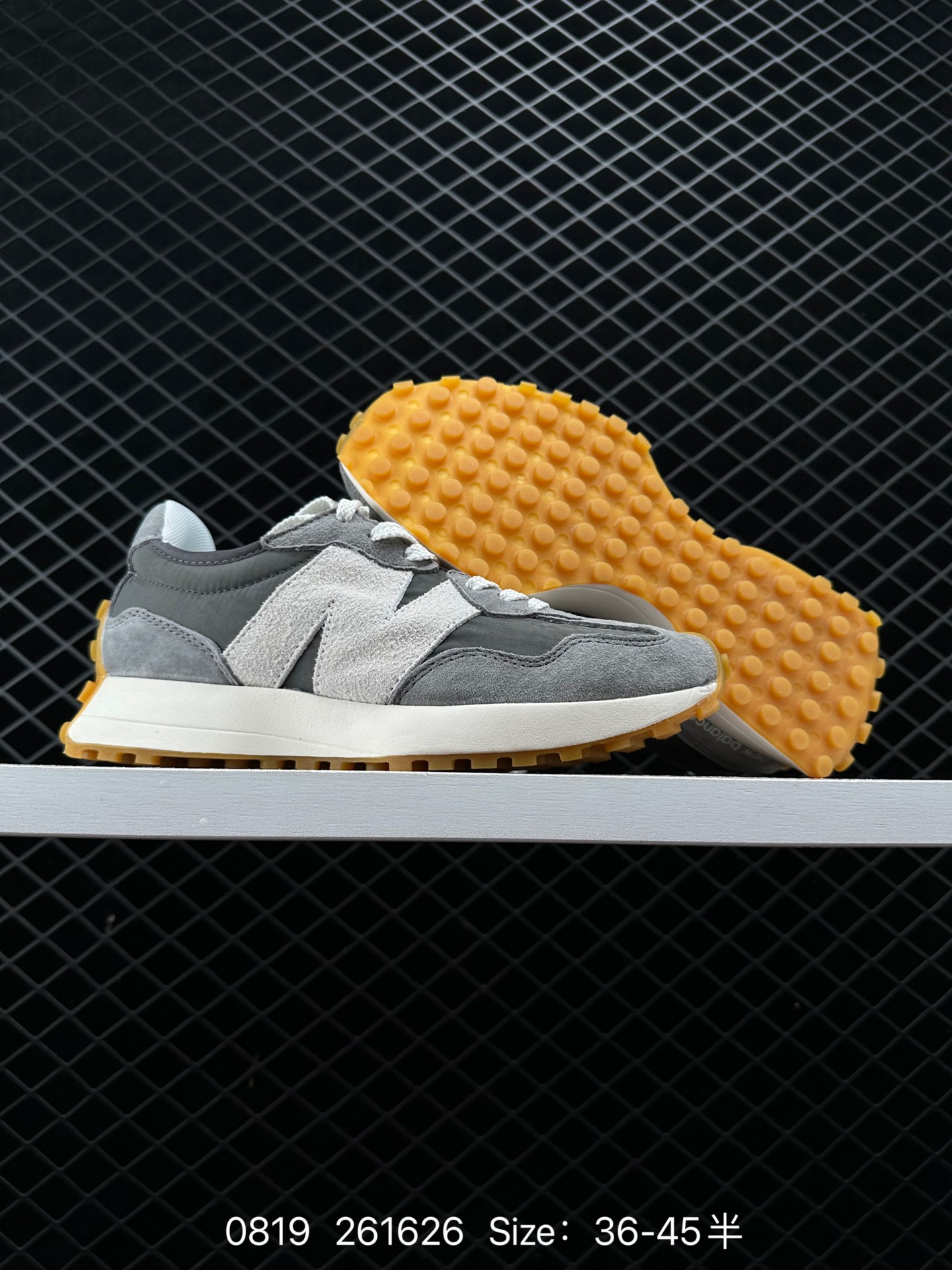 New Balance MS327